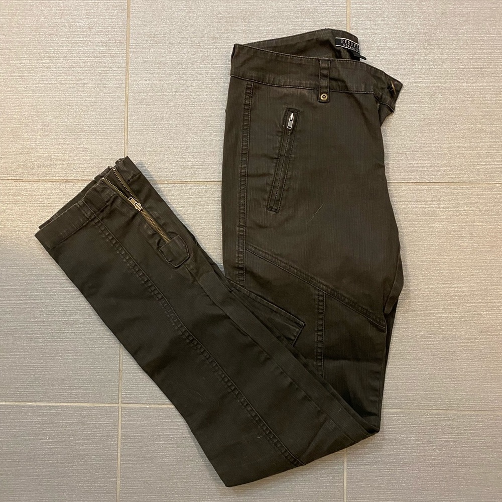 Peruvian connection - brown pants (US size 4), like new condition